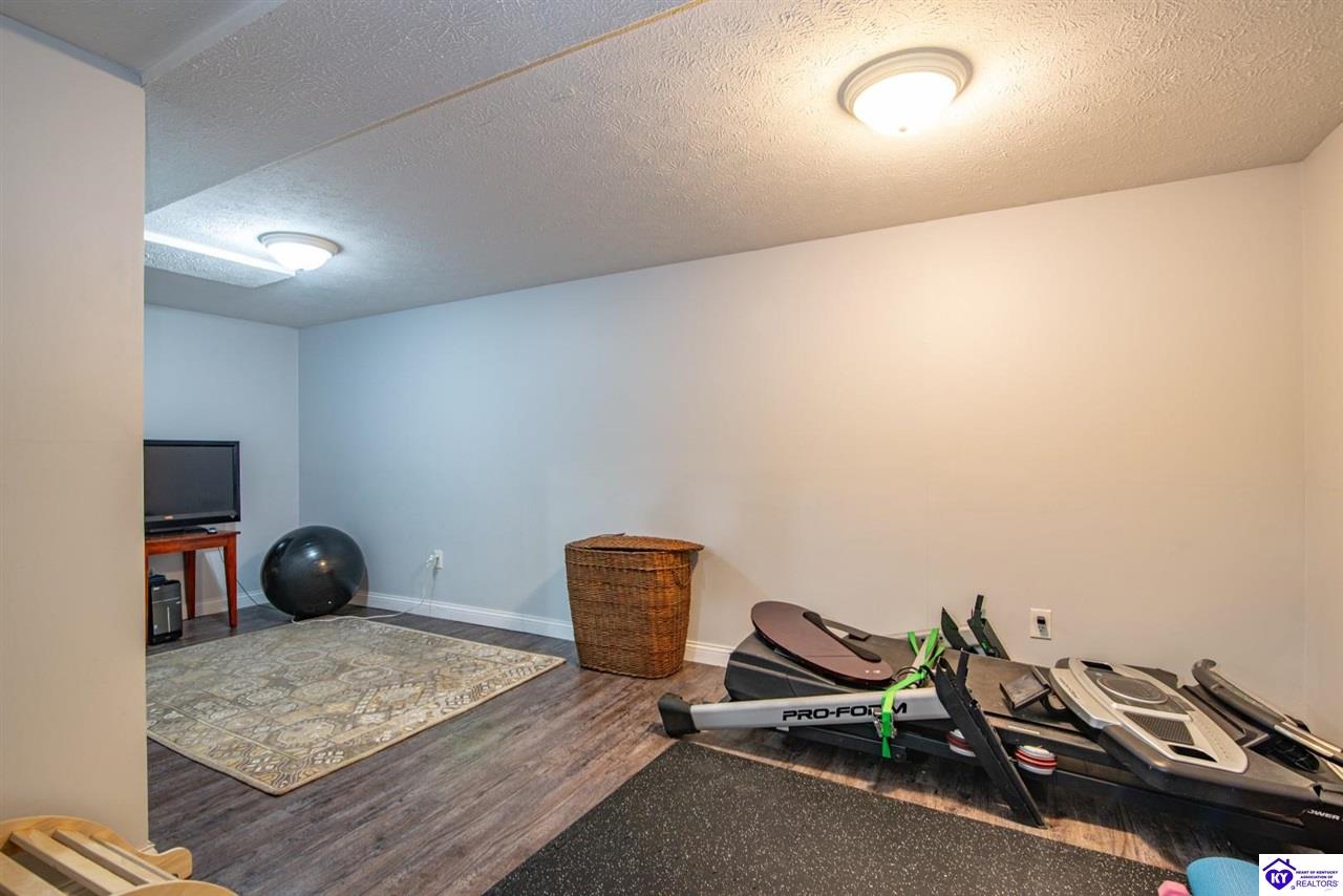 1226 Eastern Street Property Photo 35