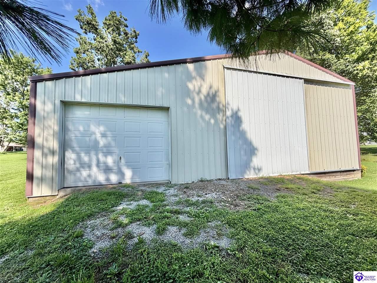 50 Cheryl Drive Property Photo 4