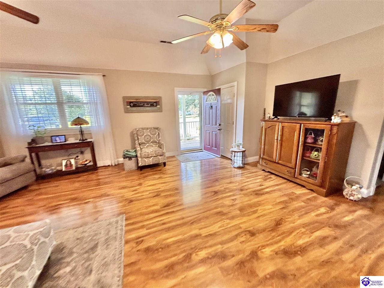 50 Cheryl Drive Property Photo 19