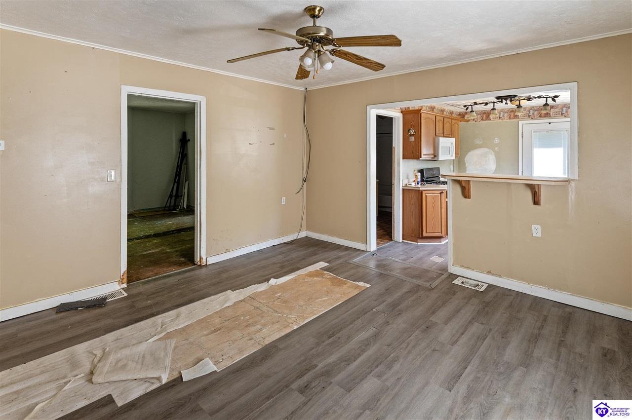 69 Petersburg Road Property Photo 10