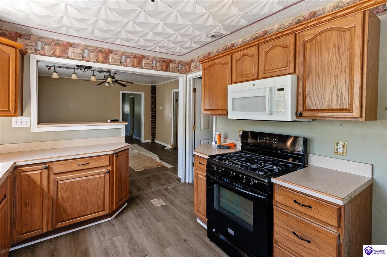 69 Petersburg Road Property Photo 15