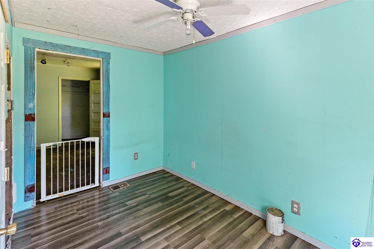 69 Petersburg Road Property Photo 22