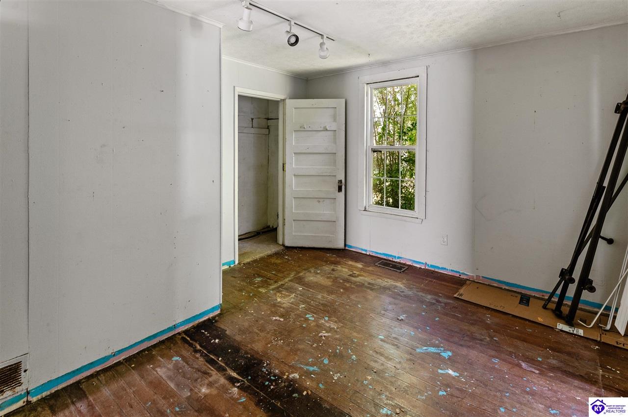 69 Petersburg Road Property Photo 23