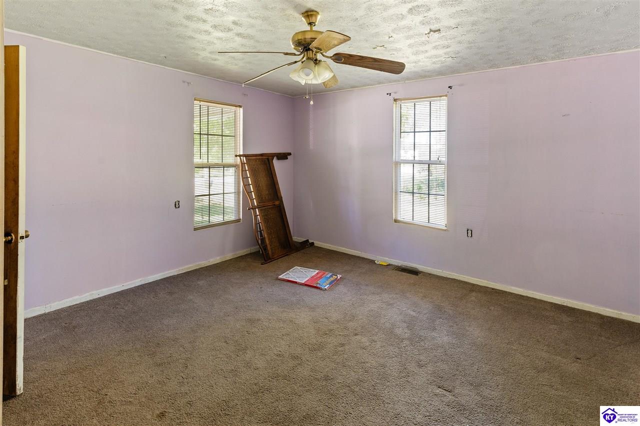 69 Petersburg Road Property Photo 25