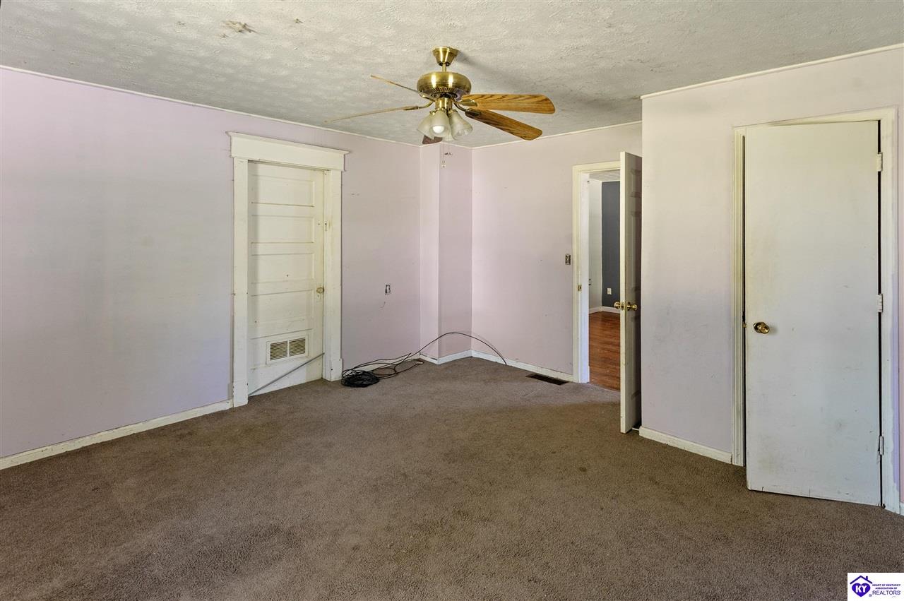 69 Petersburg Road Property Photo 26