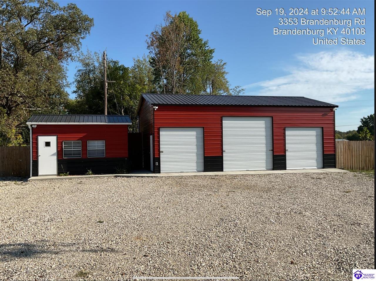 634 Top Hill Road Property Photo 2
