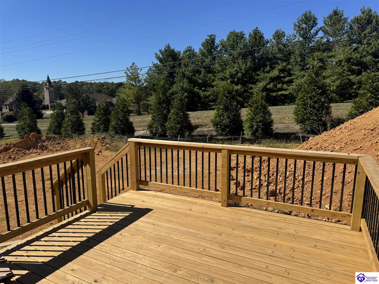 104 Bonfire Lane Property Photo 4
