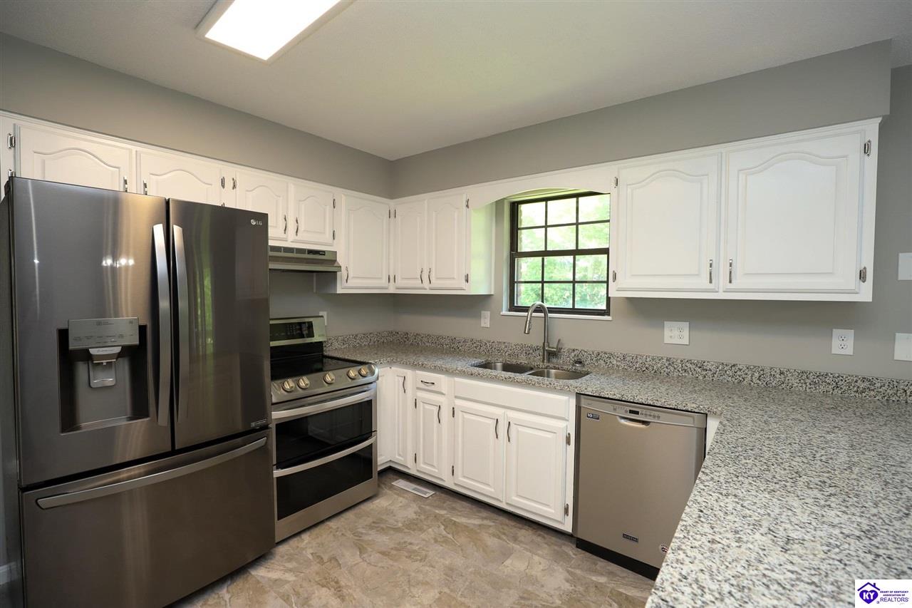 411 College View Drive Property Photo 17