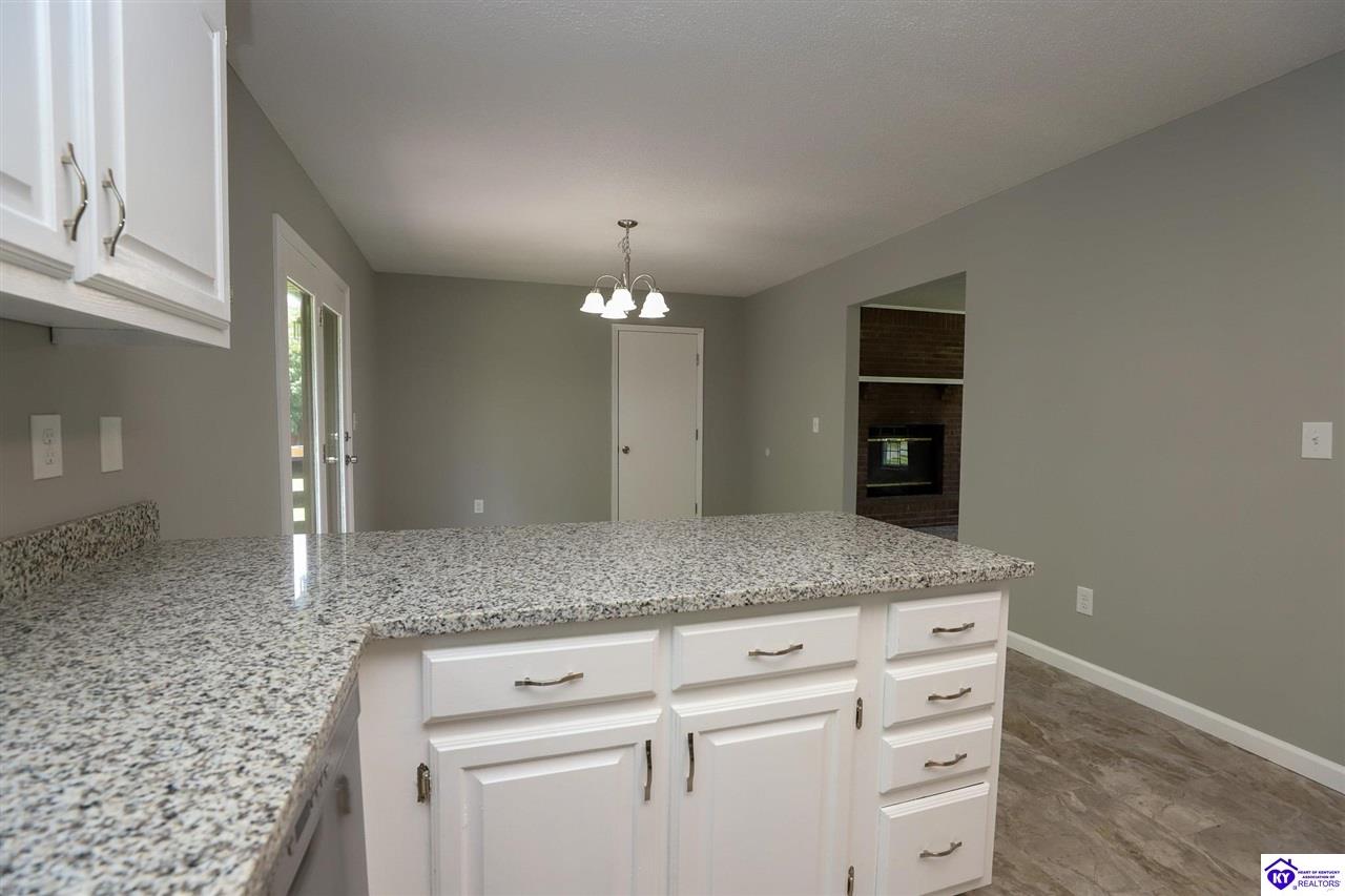 411 College View Drive Property Photo 22