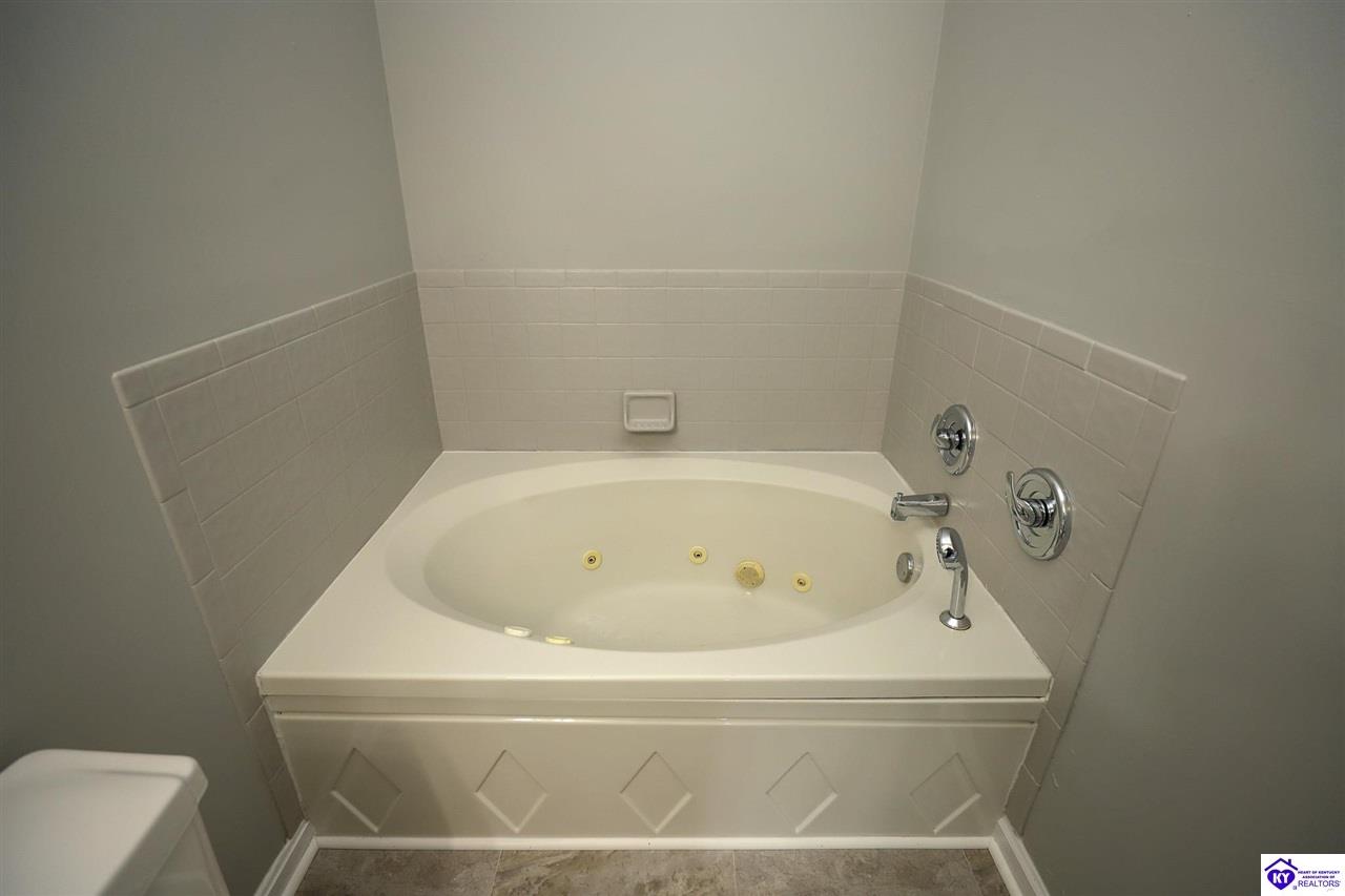 411 College View Drive Property Photo 32