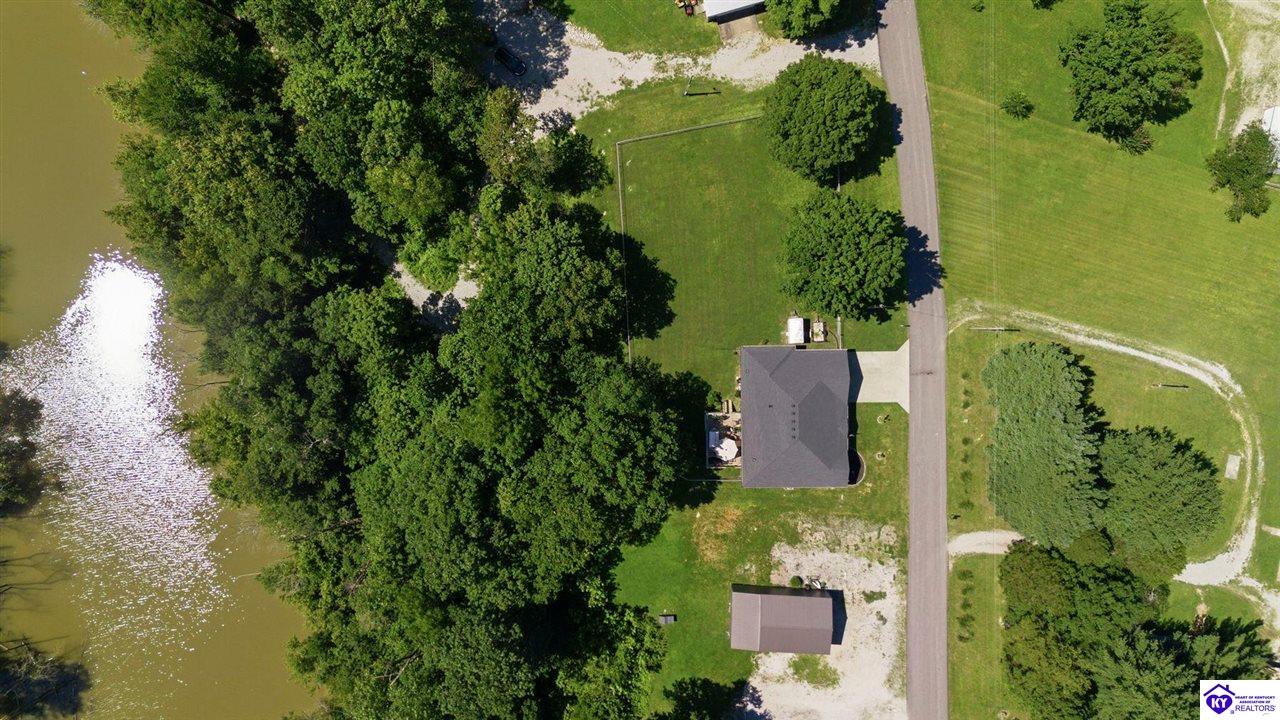 3013 Centerview Rough River Lane Property Photo 3