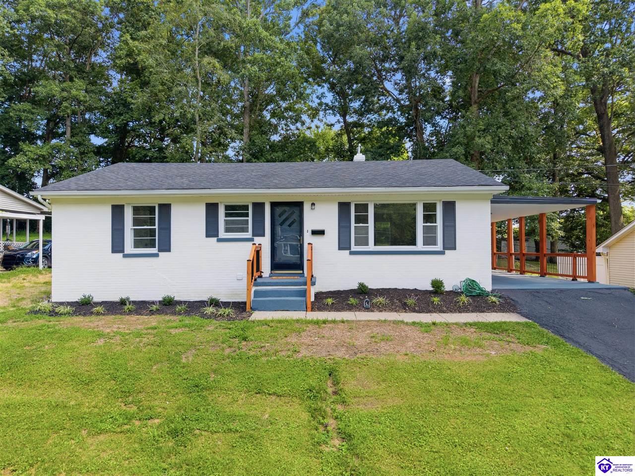316 Deepwood Drive Property Photo 2