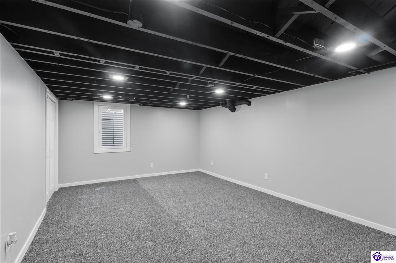 316 Deepwood Drive Property Photo 22