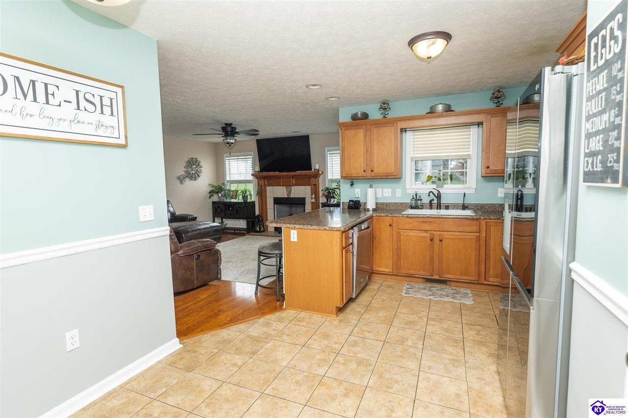 2567 Kensington Way Property Photo 11