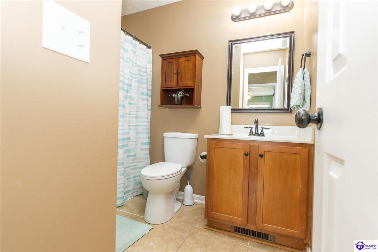 2567 Kensington Way Property Photo 27