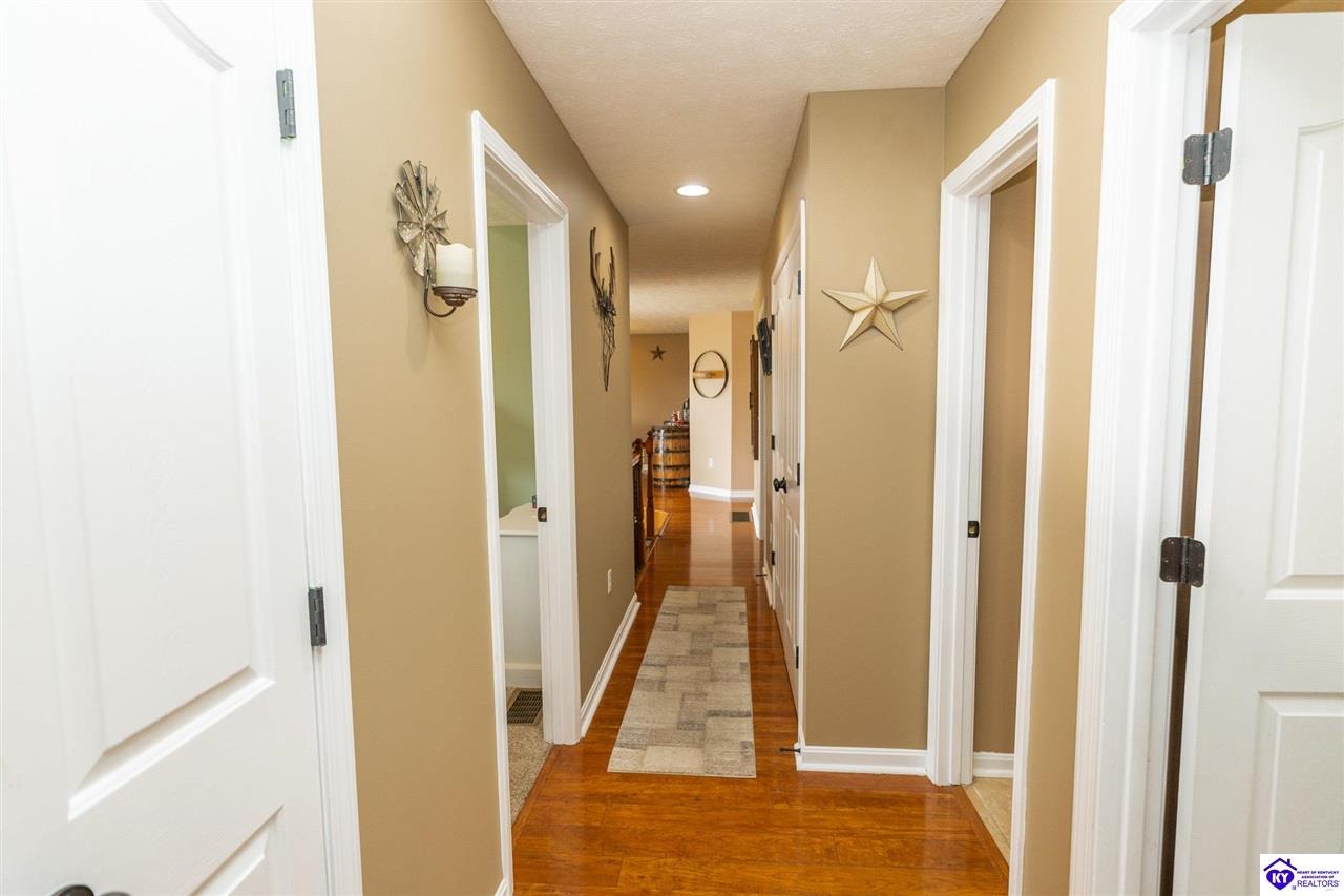 2567 Kensington Way Property Photo 29