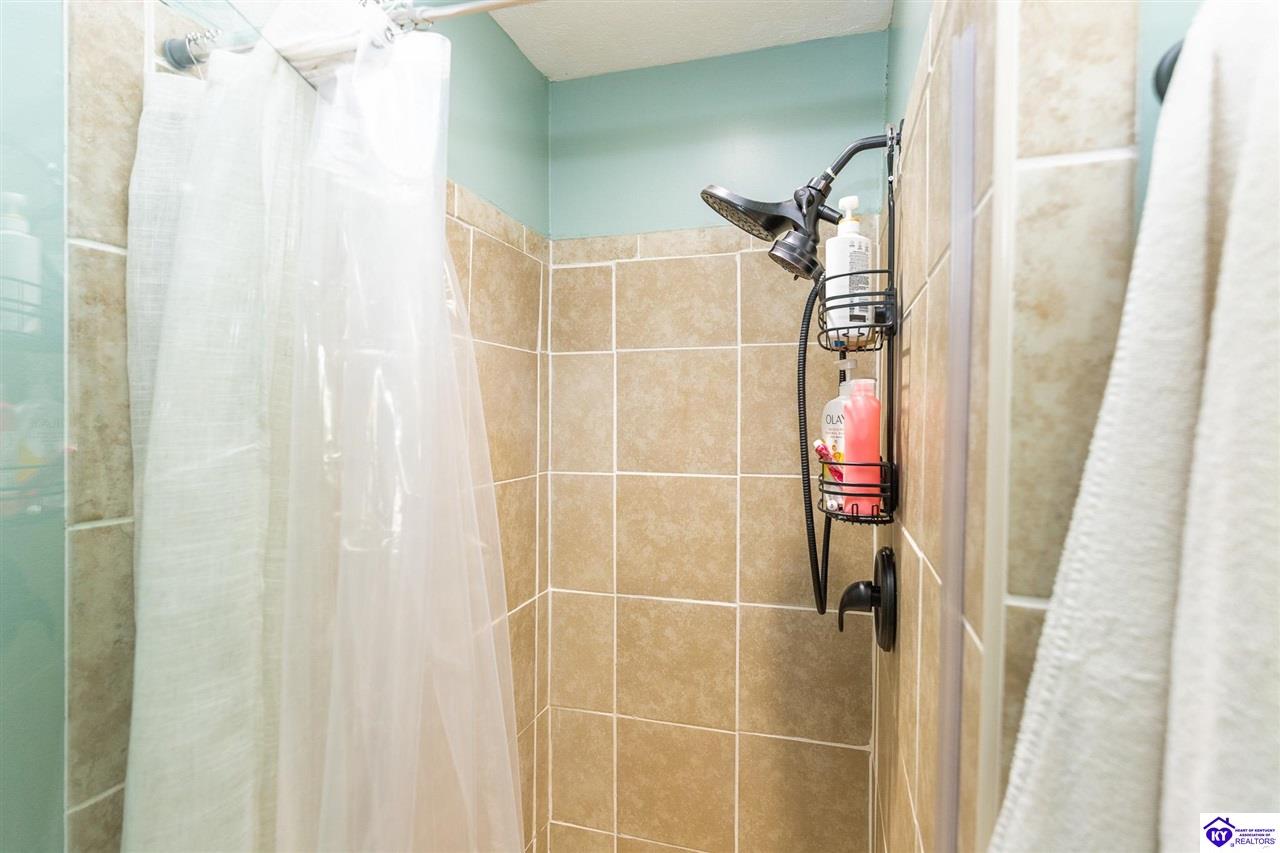 2567 Kensington Way Property Photo 37