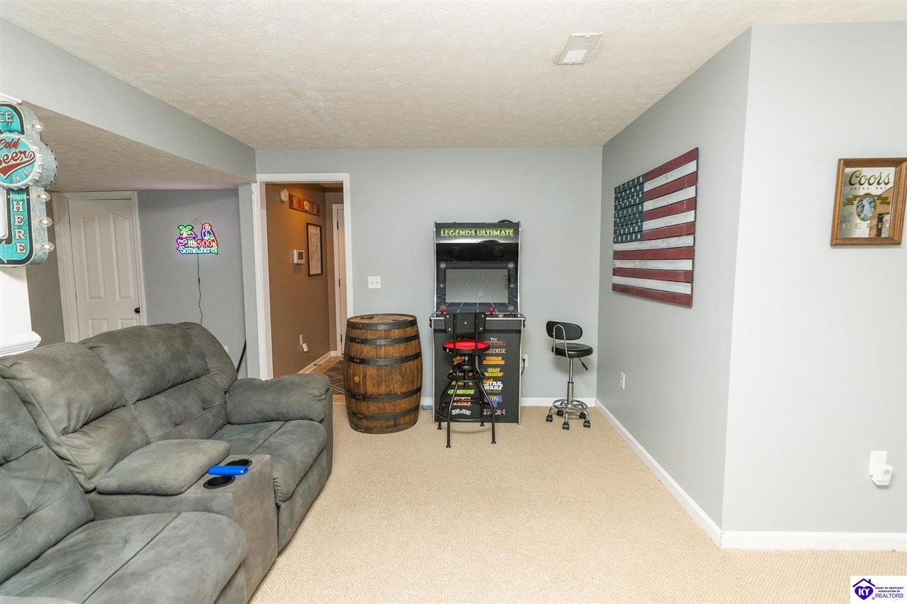 2567 Kensington Way Property Photo 41