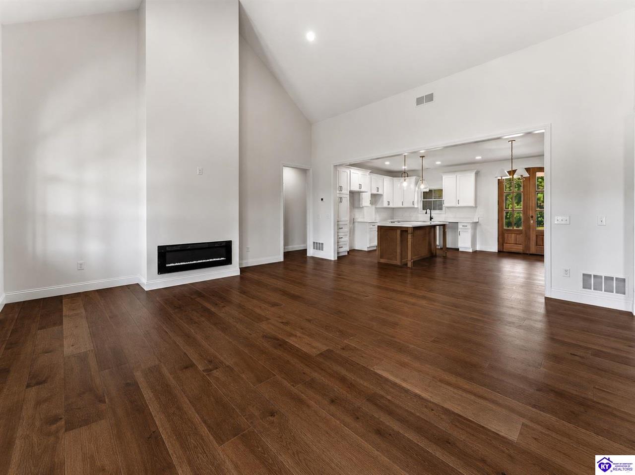 271 Bottle Drive Property Photo 8