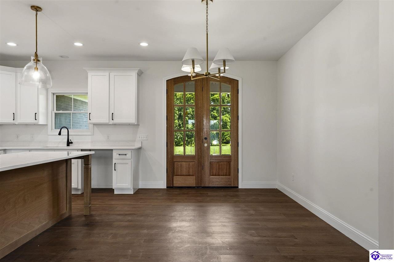 271 Bottle Drive Property Photo 15
