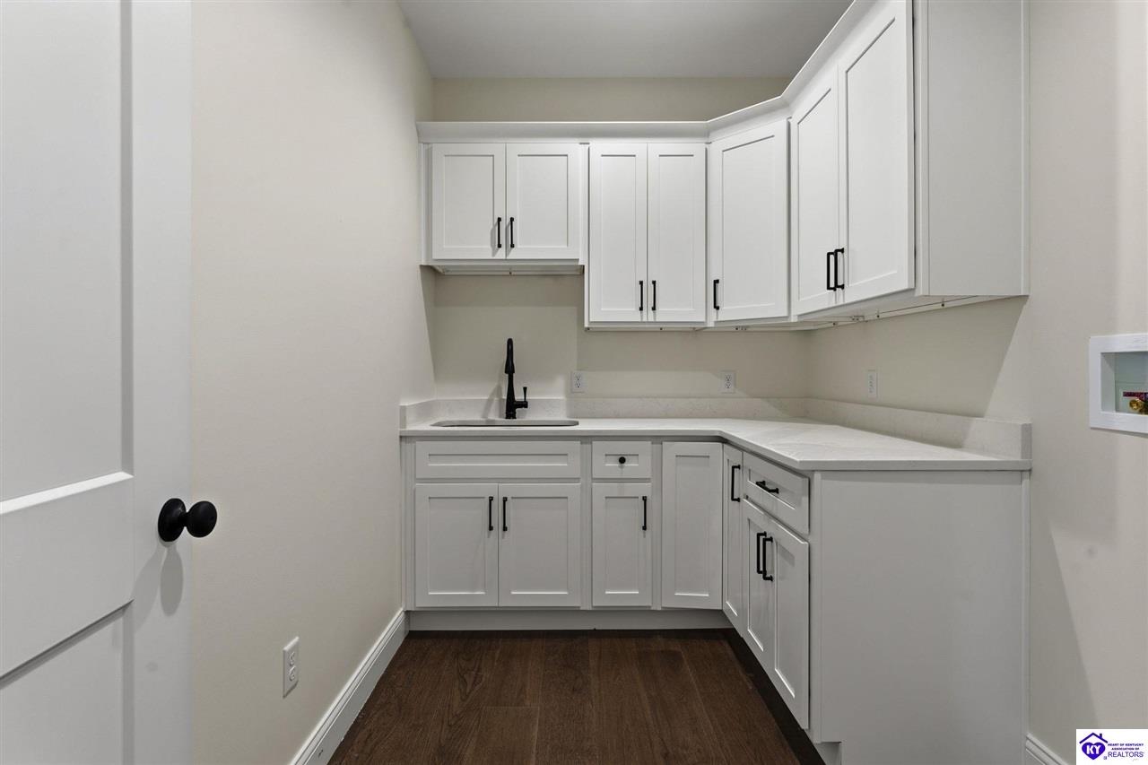 271 Bottle Drive Property Photo 16
