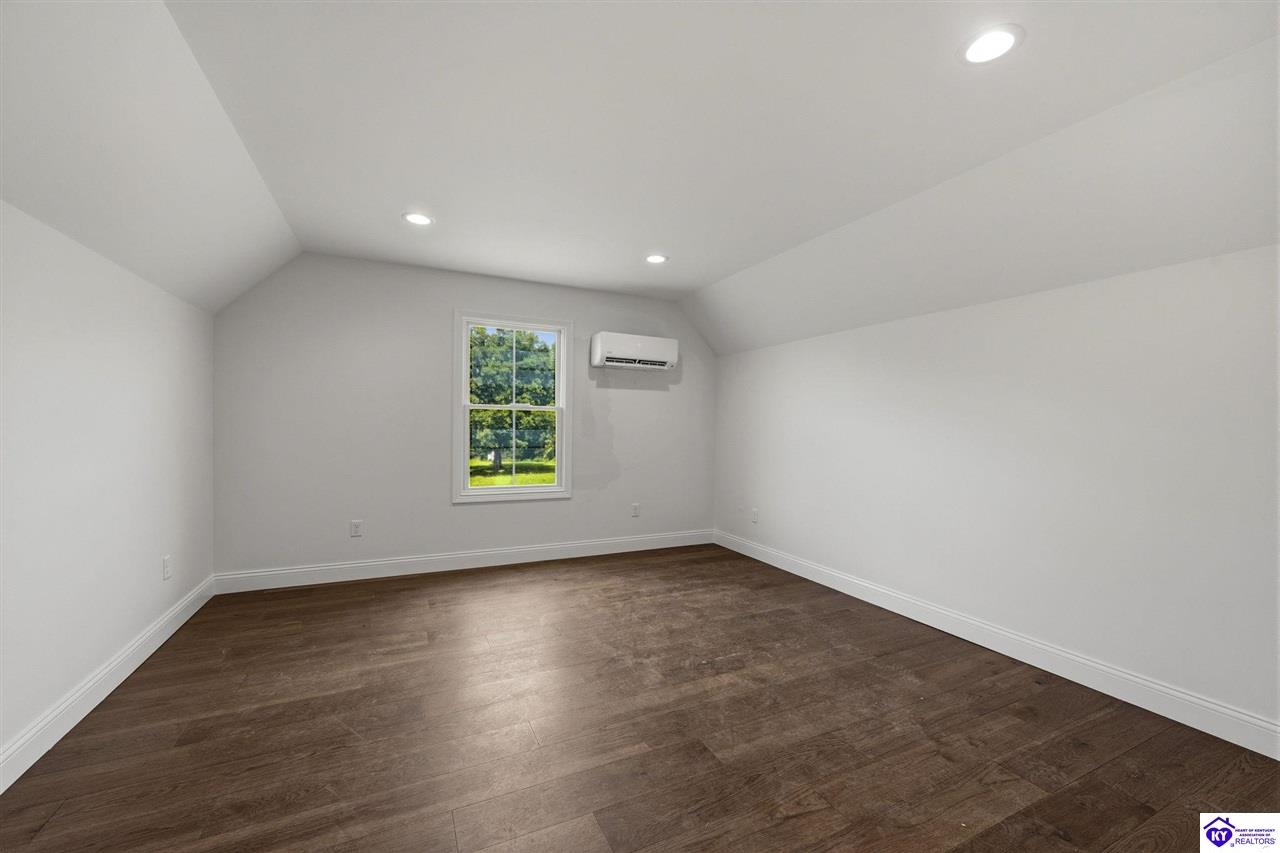 271 Bottle Drive Property Photo 27