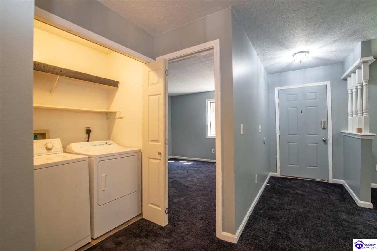 389 Piping Rock Road Property Photo 30