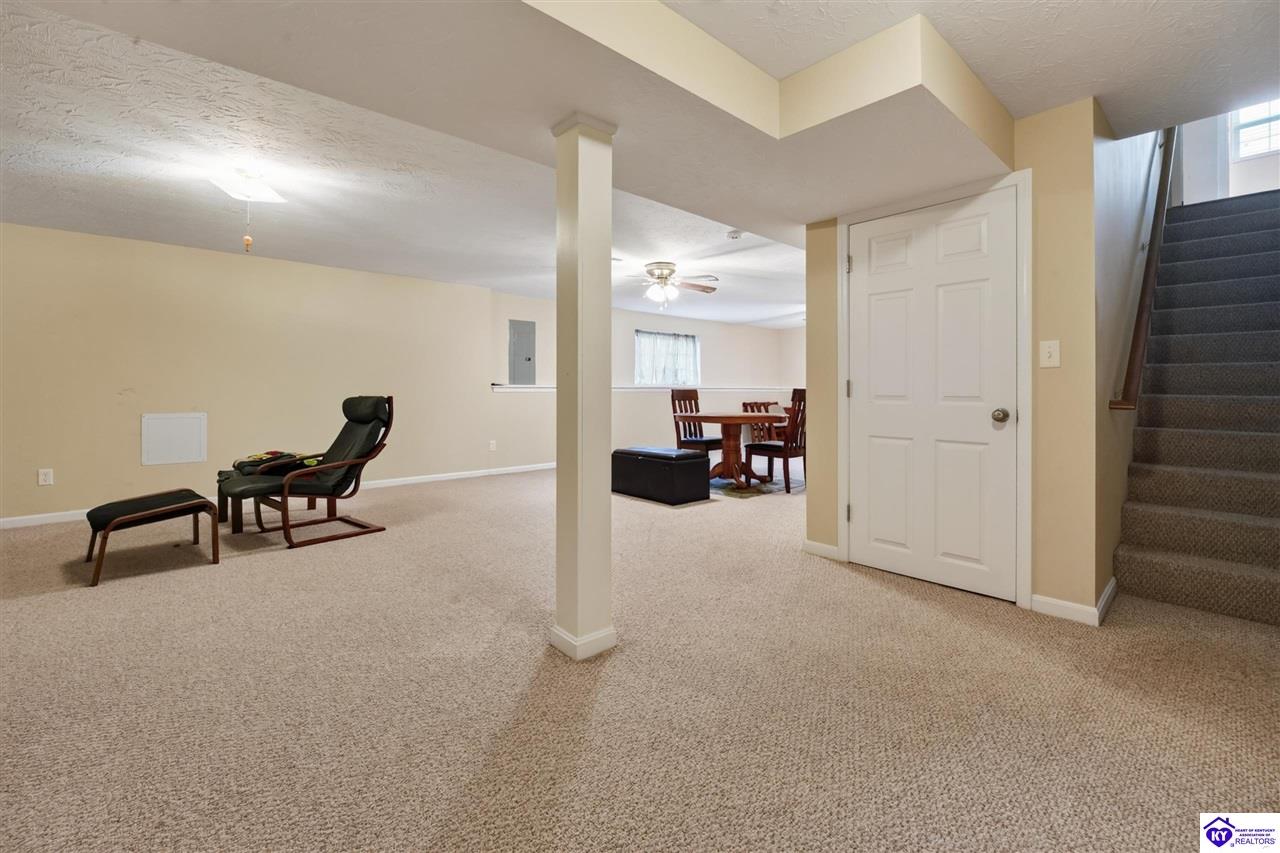 403 Jey Drive Property Photo 20