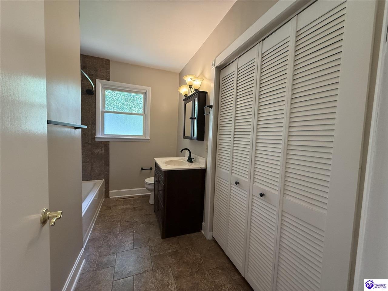 1014 Pawnee Drive Property Photo 31