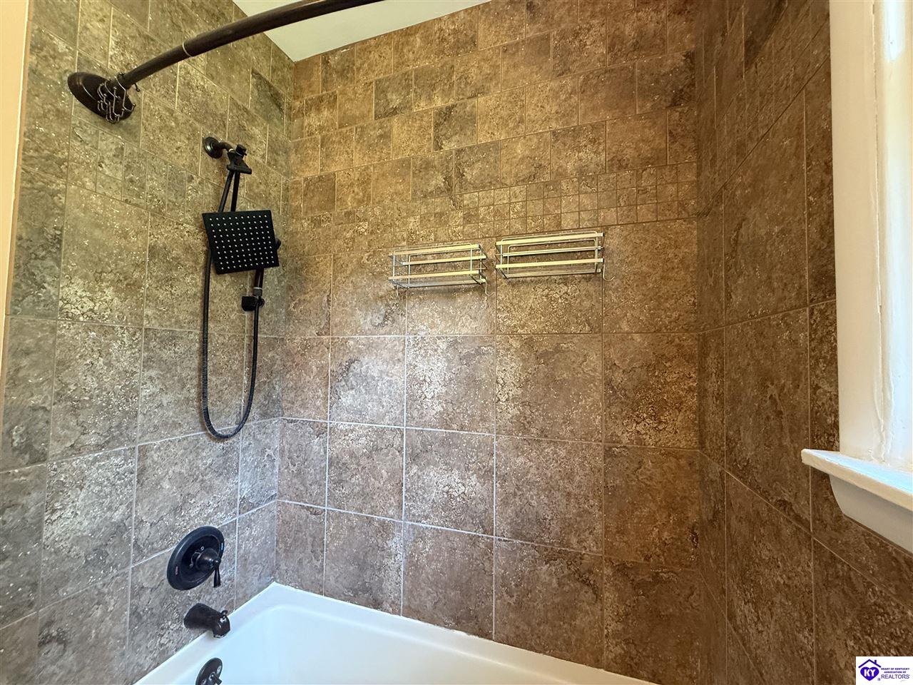 1014 Pawnee Drive Property Photo 32