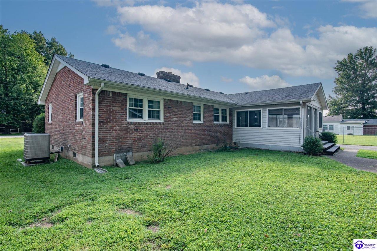 212 Fairview Drive Property Photo 6