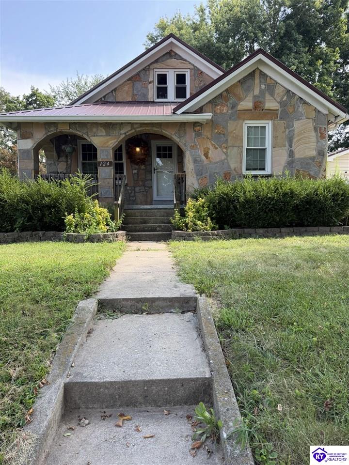 124 W Forest Avenue Property Photo 5