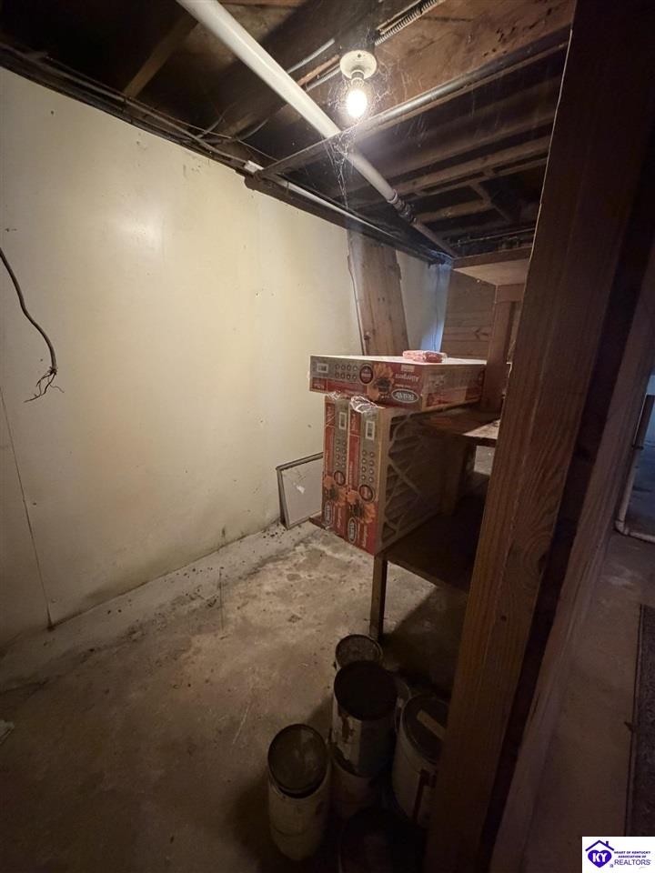 124 W Forest Avenue Property Photo 30