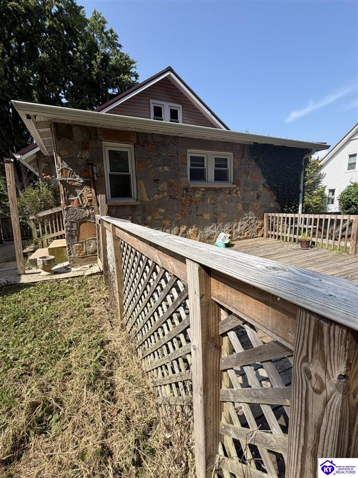 124 W Forest Avenue Property Photo 36