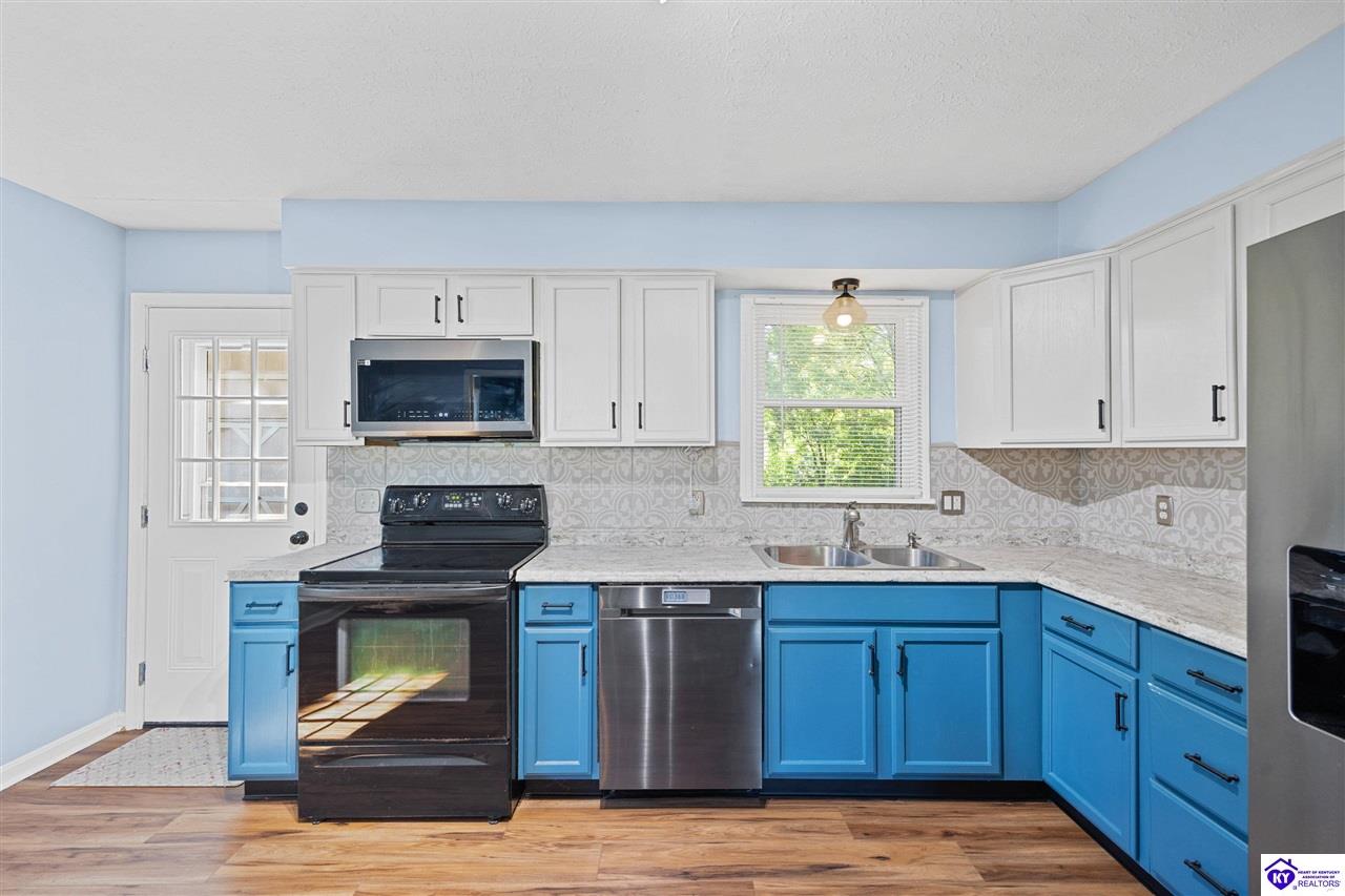 228 Hill Street Property Photo 3