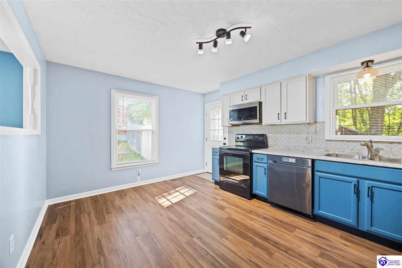 228 Hill Street Property Photo 13