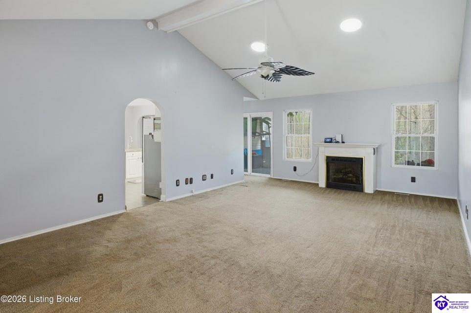 250 Wicker Lane Property Photo 7