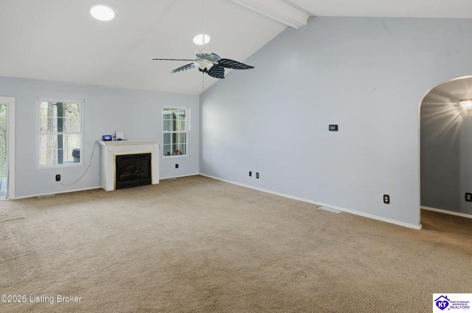 250 Wicker Lane Property Photo 8