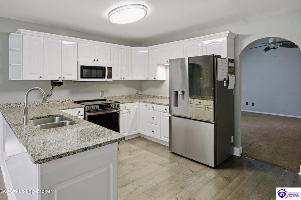 250 Wicker Lane Property Photo 13