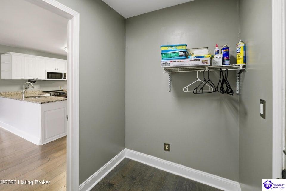 250 Wicker Lane Property Photo 23