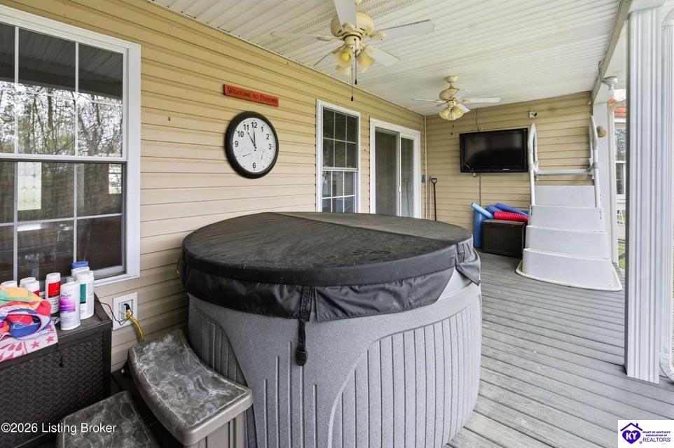 250 Wicker Lane Property Photo 38