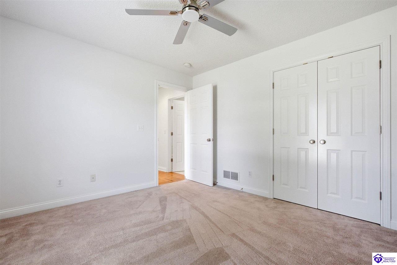105 Mckenna Way Property Photo 33