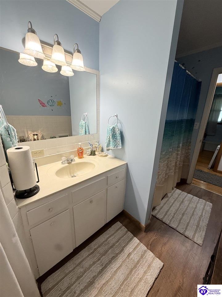 53 Pine Street Property Photo 18