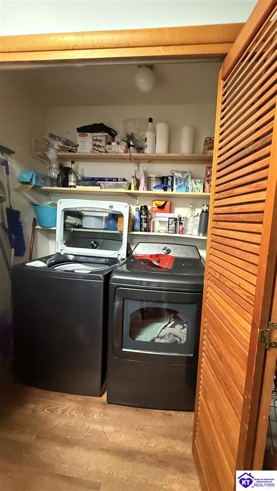 53 Pine Street Property Photo 25
