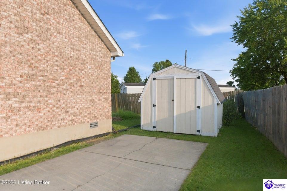219 Joshua Court Property Photo 29