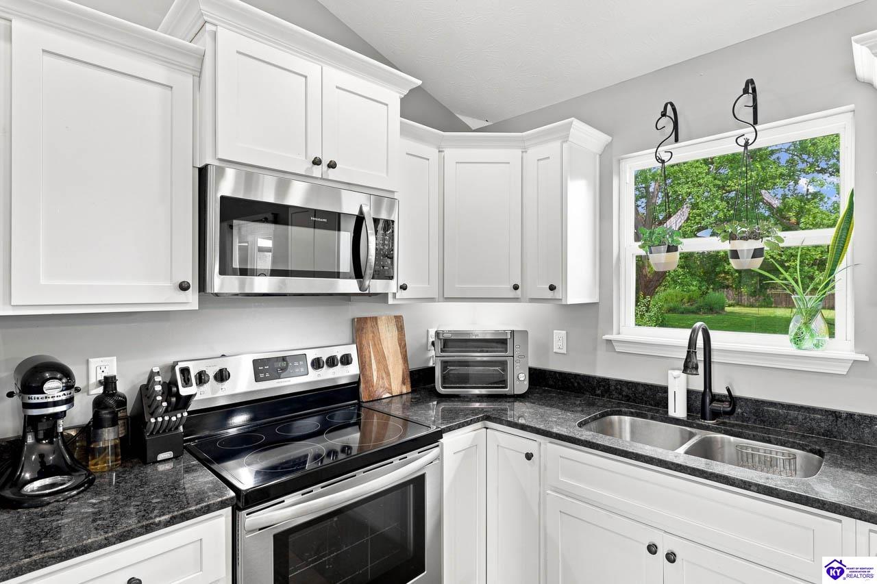 323 House Lane Property Photo 11