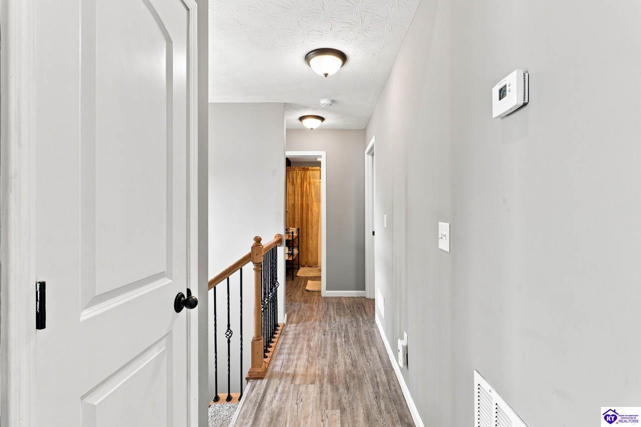 323 House Lane Property Photo 14