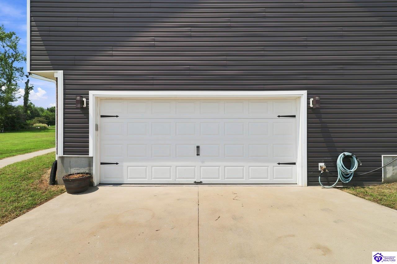 323 House Lane Property Photo 31