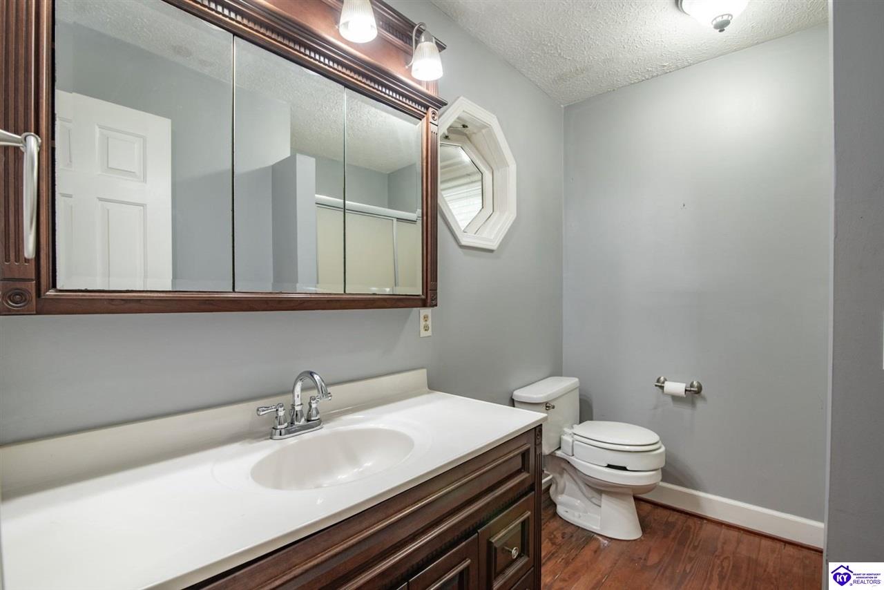 125 S Maple Street Property Photo 36