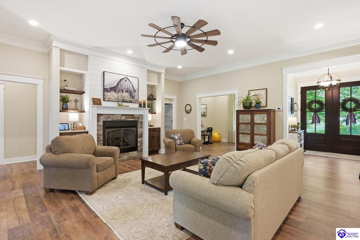 130 Big Blue Court Property Photo 7